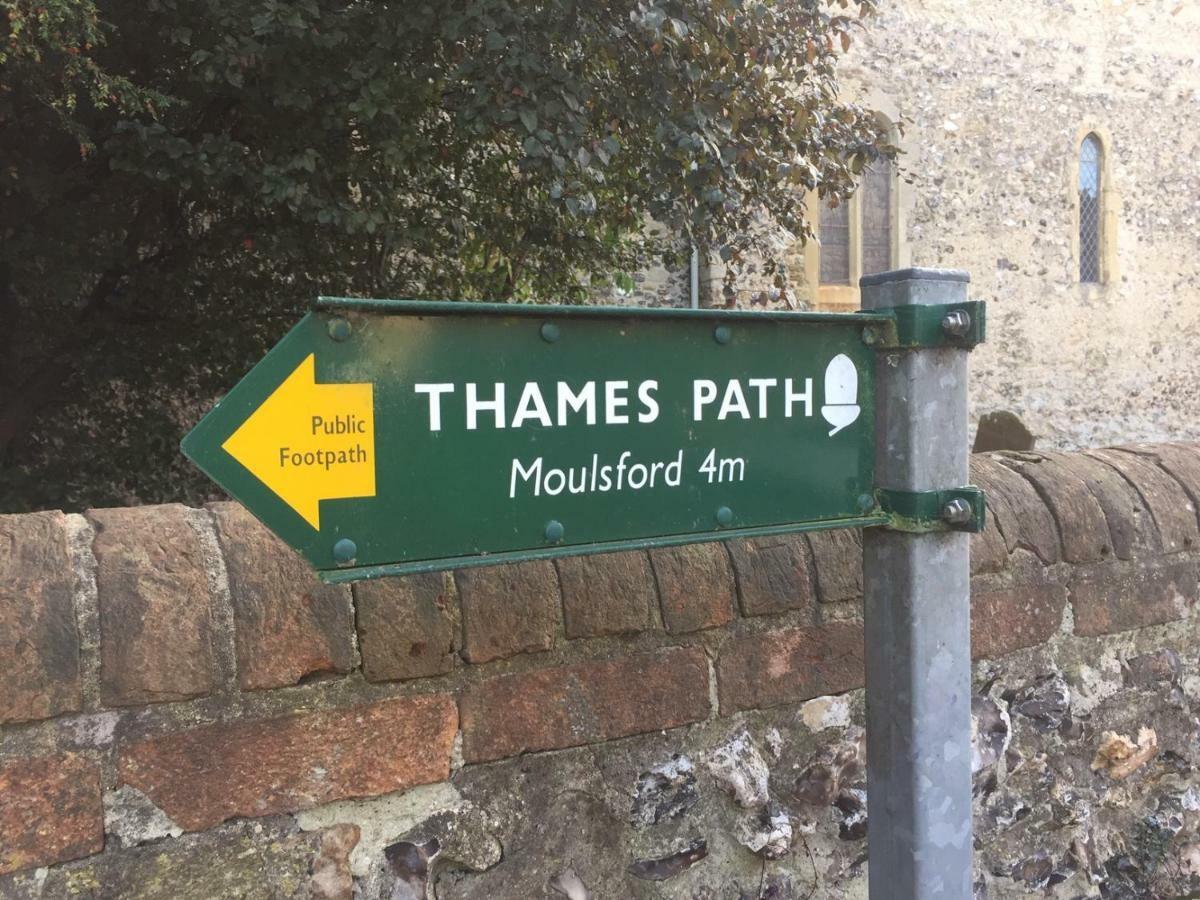 Thames Edge Rooms 瓦林福德 外观 照片